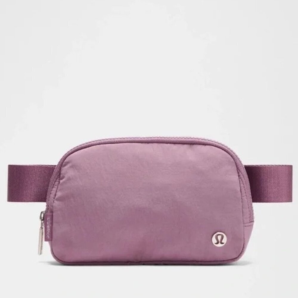 Nwt Lululemon Everywhere Belt Bag 1l - Lavender Lux